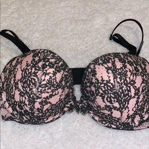 Victoria Secret Underwire Push up Bra 38/C